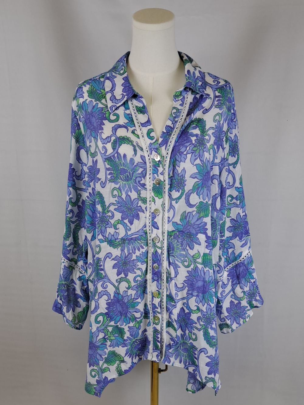 Ruby Rd Floral Bell Sleeve Lace Trim Button Down Shirt Blue Green Size 3X Boho